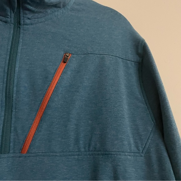 BASIN + RANGE Lightweight Pullover Fleece - Picture 3 of 6